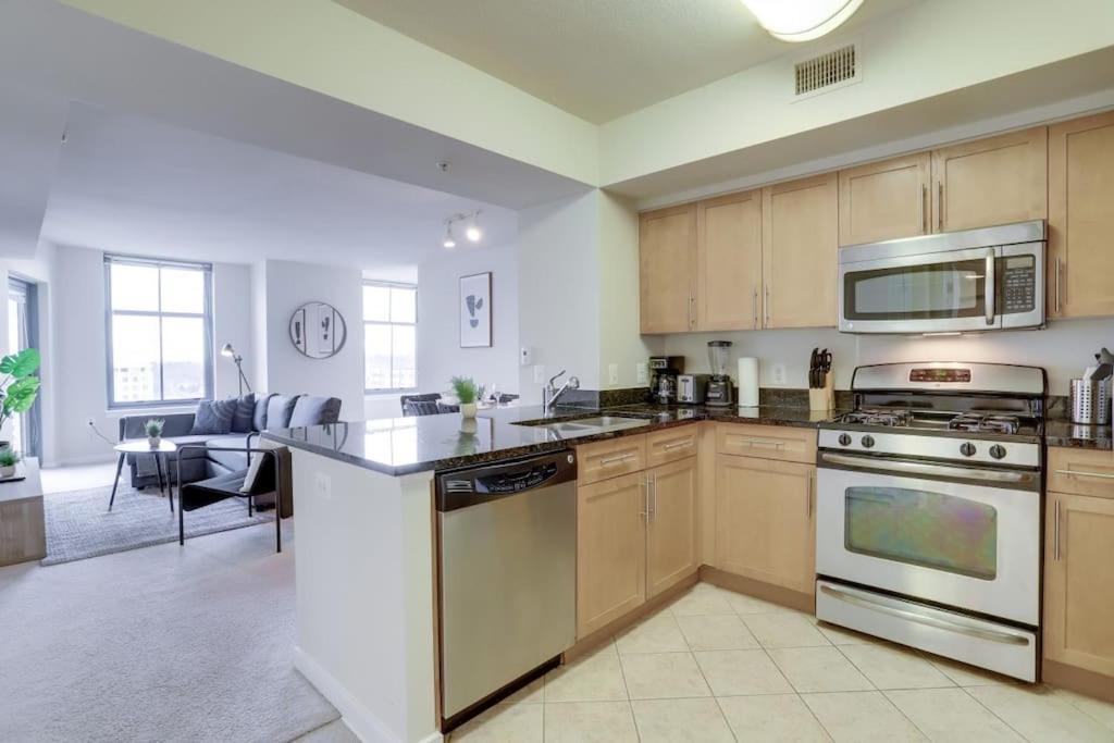 Fantastic 2 Bedroom Condo At Pentagon City Arlington Eksteriør bilde